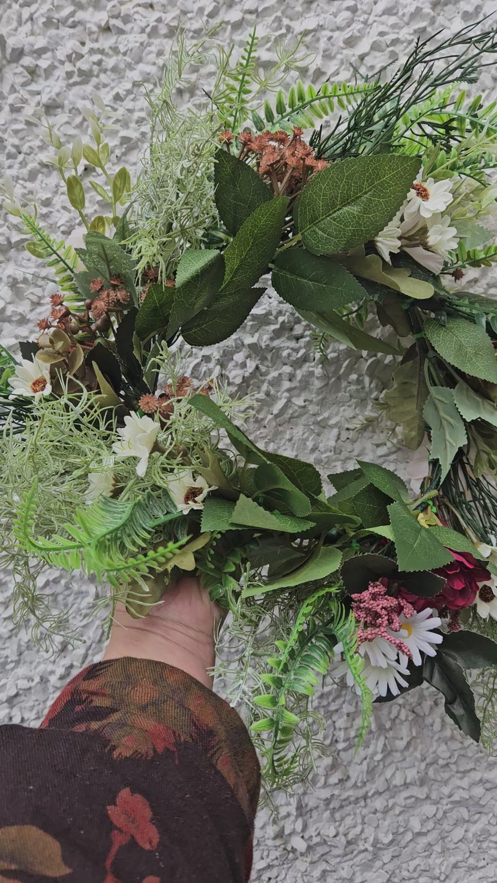 Oversized foliage flower crown